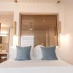 Luxurious Luna With A Swimming Pool And A Fantastic Sea And Sunset View Vila *