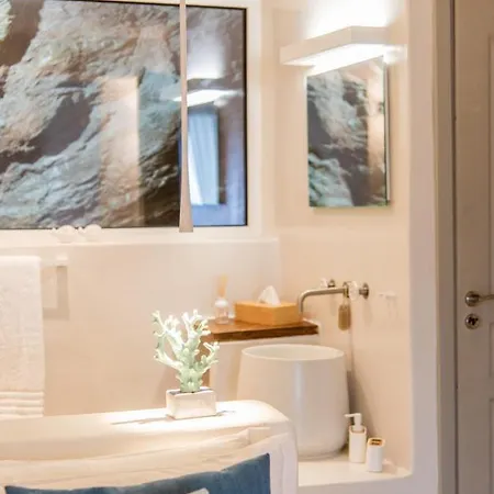 Villa Luxurious Luna With A Swimming Pool And A Fantastic Sea And Sunset View Ioulis
