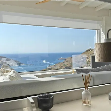 Luxurious Lune With A Swimming Pool And A Fantastic Sea And Sunset View * Ioulis