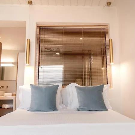 Luxurious Lune With A Swimming Pool And A Fantastic Sea And Sunset View 别墅 *