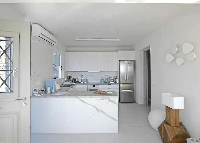 Villa Luxurious Lune With A Swimming Pool And A Fantastic Sea And Sunset View Ioulis